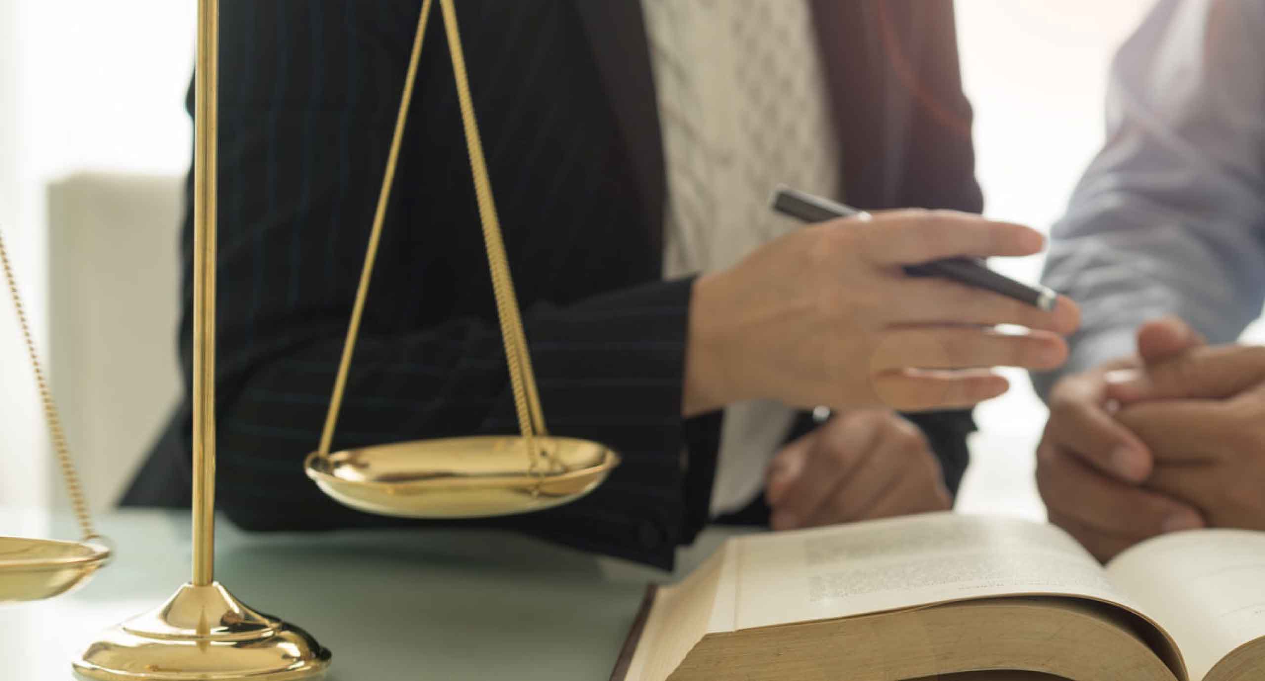 Les avantages de faire appel à un avocat pour la cession de votre fonds de commerce